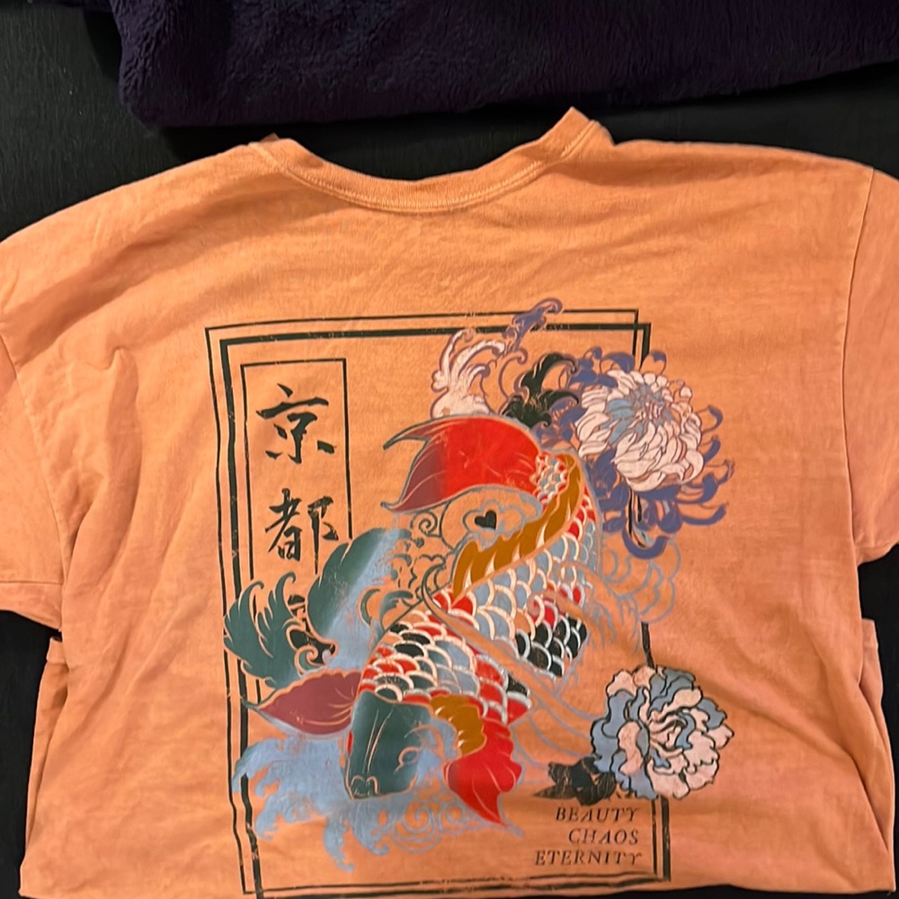 Never worn Urban Outfitters oversized T shirt with tags